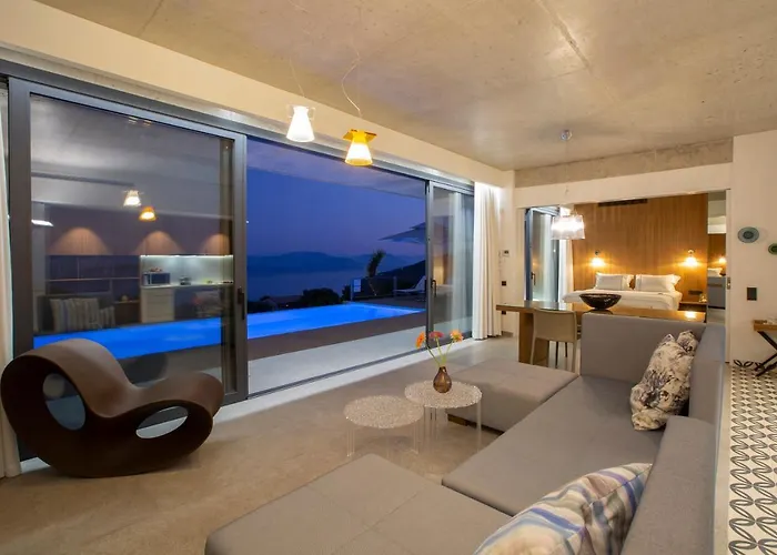 Sirina Of Blue Caves Complex With Amazing View Gurantees Calm And Mind Relaxation * سيفوتا